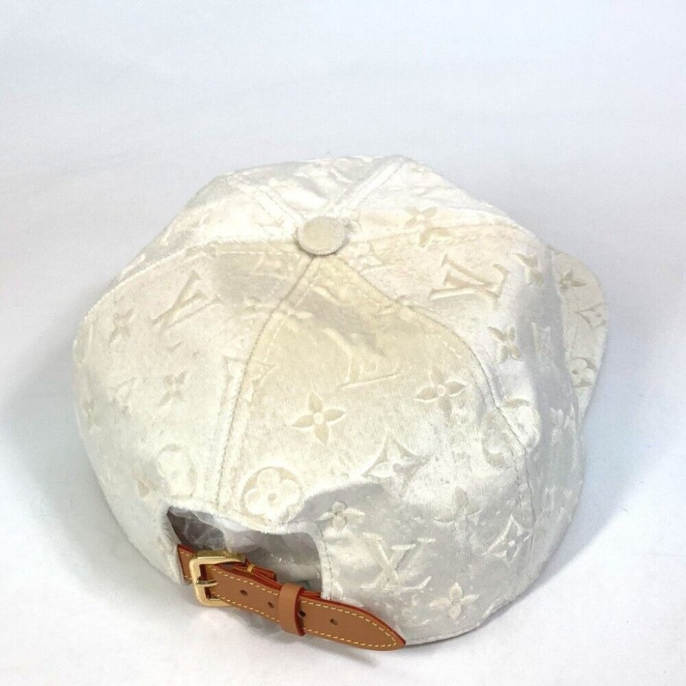 LOUIS VUITTON MP3421 Monogram newsboy velvet hat cap polyester White - Picture 5 of 15